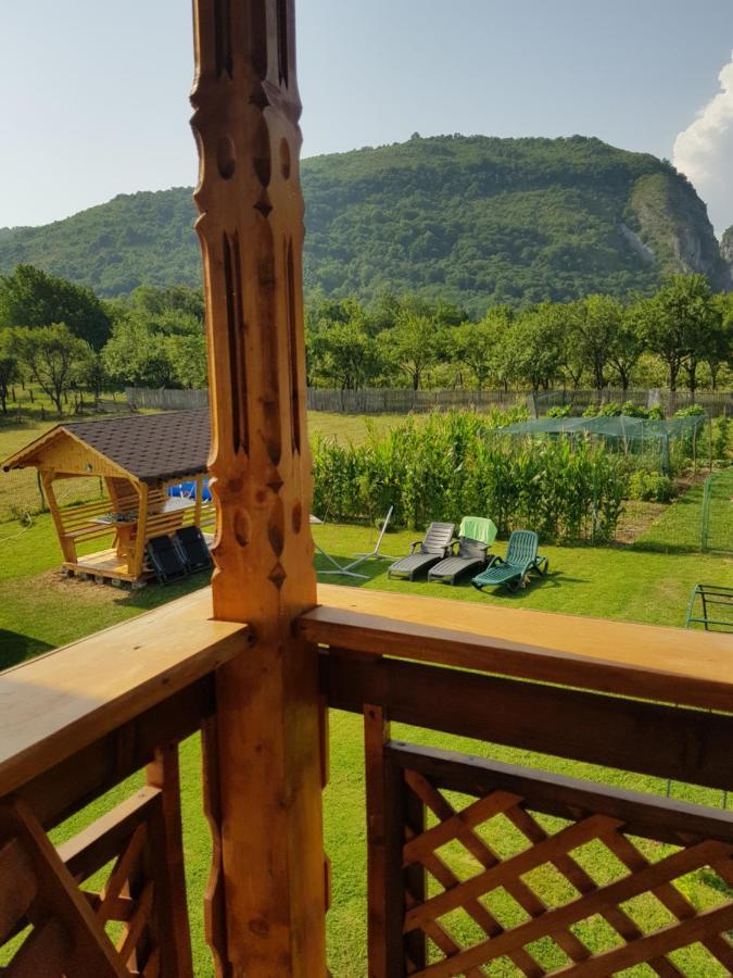 La Bunicu Villa Polovragi Luaran gambar