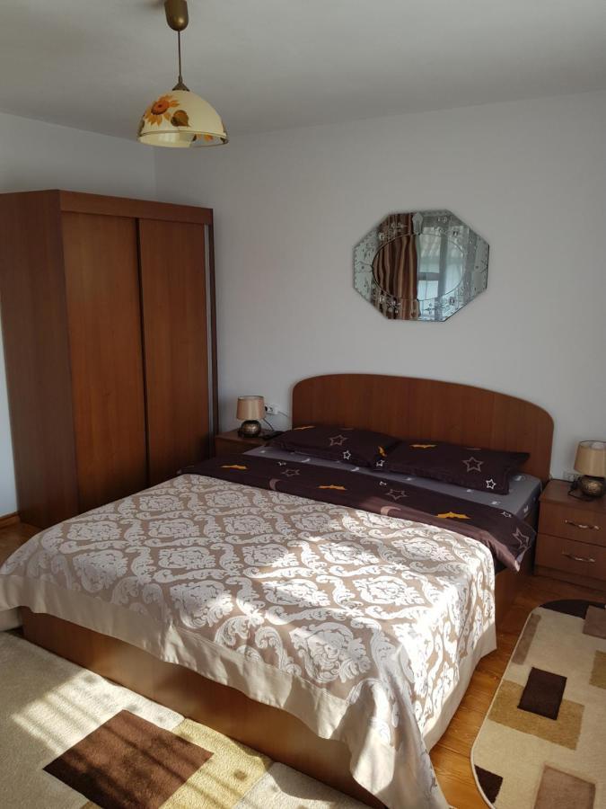 La Bunicu Villa Polovragi Luaran gambar